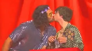 karl KISSES hasanabi!