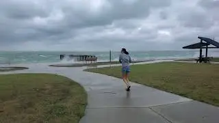 Gale force winds at Sarasota