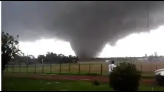 Tornado en Dolores, Soriano Uruguay (15 de abril de 2016)