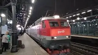 ЧС7-017 с поездом № 141 Архангельск — Смоленск/Минск на Белорусском вокзале