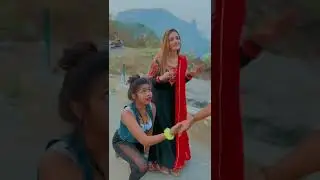 Gir ke sambhal sakti hu main🥹