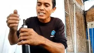 Proses isi gas shock depan mobil ertiga