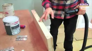 How to Decorate Using Oil Based Paint