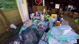 Жизнь в Америке - гаражная распродажа.