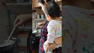 Motherhood...#motherhood #mammabacha #momlove #makapyar #ma #babyactivities