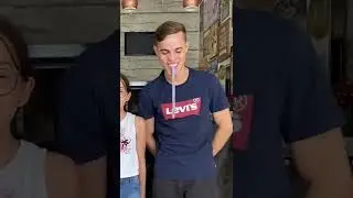 Quem comeu a bala primeiro😂 