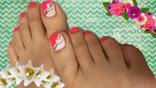 Mira cómo decorar las uñas de los pies paso a paso 🌈💛