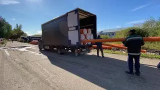 Грязная выгрузка. Везу пластиковые трубы на ГАЗели Некст