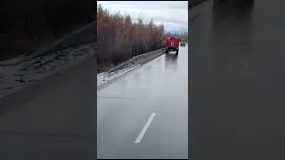 Бензовоз перевернулся а/д Вилюй 140 км. Якутск-Бердигестях. 