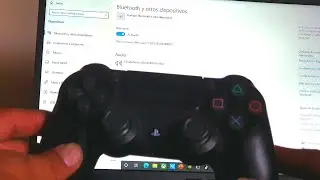 How to connect a PS4 controller to a PC