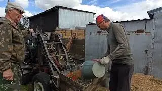 Завершение литья опилкобетонной стены в углярке.  Жизнь на Алтае
