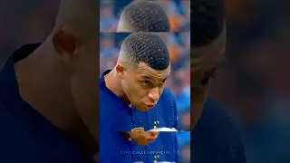 Perché Martinez aveva tra le mani una bambola di Mbappè🤯🐐 