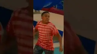 levado um tapa do seu inimigo desprevenido 