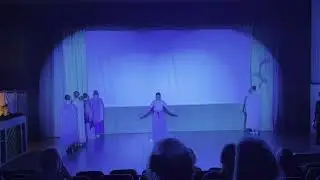 Выступление восьмого класса на фестивале «Эвритмическая весна» 2024 г.