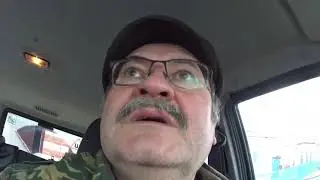 Не светит плафон в салоне и тормоз не горит, но уазик едет и не ворчит