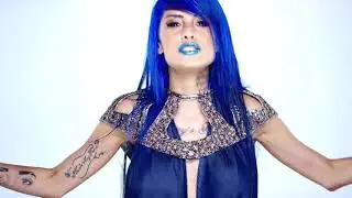 Tati Zaqui   Rebelde e Abusada Clipe Oficial HD