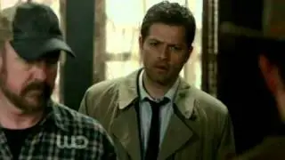 Supernatural -Is it customary to wear a blanket?