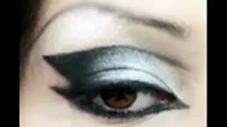Extreme Cat Eye Makeup Tutorial