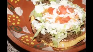 TOSTADAS DE CARNE MOLIDA DE RES