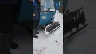 Илон Маск нервно курит в сторонке 😅