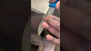 حجر الجلخ لسن السكين