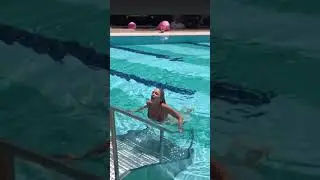 Секси-заплыв Натальи Рудовой