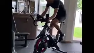 Утренняя тренировка велочемпиона Rui Costa на спин-байке GOLD FFITTECH