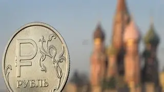 Oil Price Slide and Sanctions Cost Russia $140bn