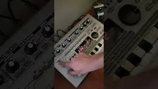 Playing with the 909 kit and 303 bassline on the MC 303 