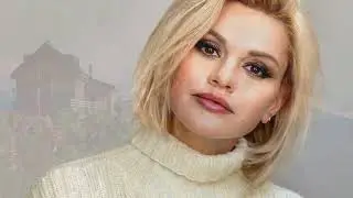 Мы жили, дом на горе. Нам в окна свет на заре.