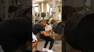 Squatting 675LBS in a Public Gym!