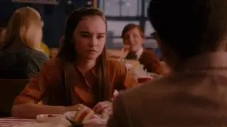 Madeline Carroll 