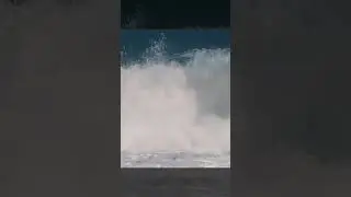 HUGE WAVES Wipeout - Itacoatiara Big Wave #bigsurf #bigwaves #surf #surfing #shorts