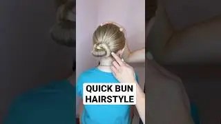 QUICK BUN HAIRSTYLE | Audrey and Victoria 