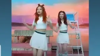 ITZY Dancing To SNSD, APINK, TWICE & OH MY GIRL