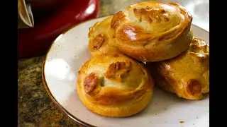 Thanksgiving Piroshki - A Seattle bakery