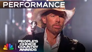 Toby Keith Performs 