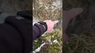 Сорвался и погиб 