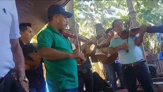 Mix-pueblo Querido Conjunto Renovación las buenas Rolas #catrachosantos