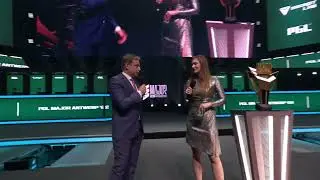 Мер Антверпена каже "Слава України", вітаючи команду NAVI