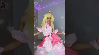 PRINCESS PEACH HOPPED ON THIS TREND?!😳 