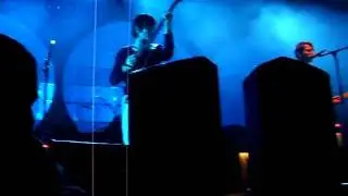Franz Ferdinand: 4 - ''The Dark of The Matinee (pt.2)'' - (live in Torino 7-12-09)