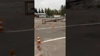 Гараж заезд справа. Как на экзамене. Упражнения на экзамене в гаи. ГИБДД