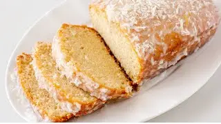 AMAZING AND EASY HOMEMADE COCONUT CAKE LOAF