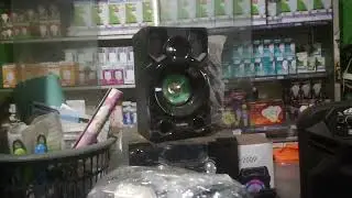 menemani kak ku Tami hidung beli sepiker..