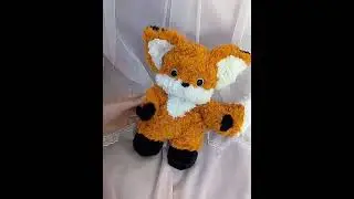 Плюшевый лисёнок