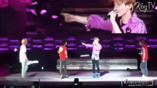 JongKey 종키 Fancam moment # 38 - Closer (Japan Arena Tour Part 2)