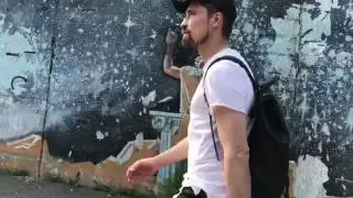 Динамит меня разбери 🙆🏻‍♂️ если это не моя физиономия на стене улицы