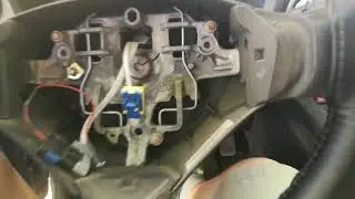 Как снять подушку безопасности Пежо Партнер