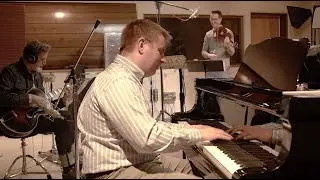 Oscar Peterson and Stephane Grappelli Tribute - "Noreen's Nocturne" (Jazz Piano/Violin)